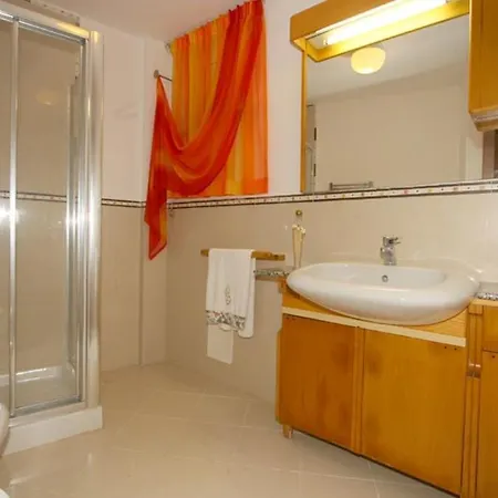 Appartement Cinzia *